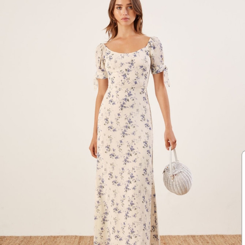 ISO Reformation Meredith Dress